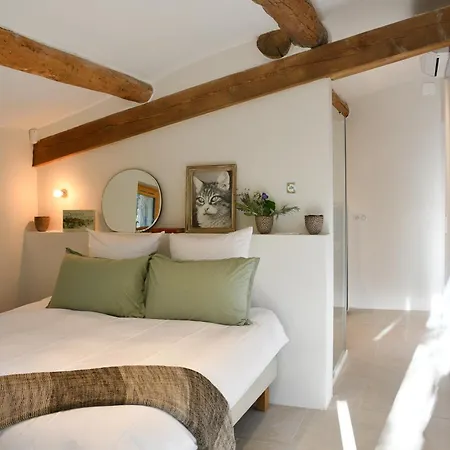 Villa La Piscine Dans La Foret Gordes